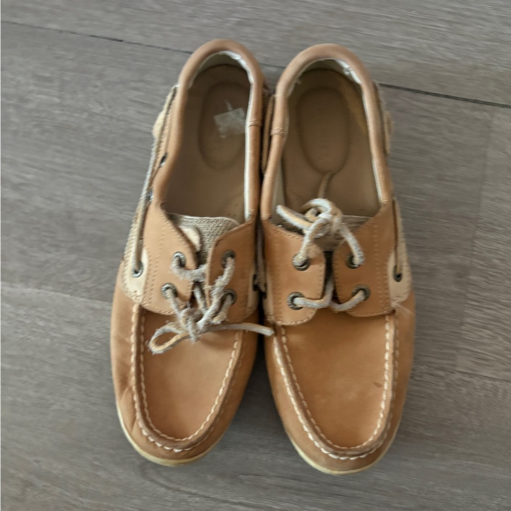 Sperry Womens  Tan Boat Shoes